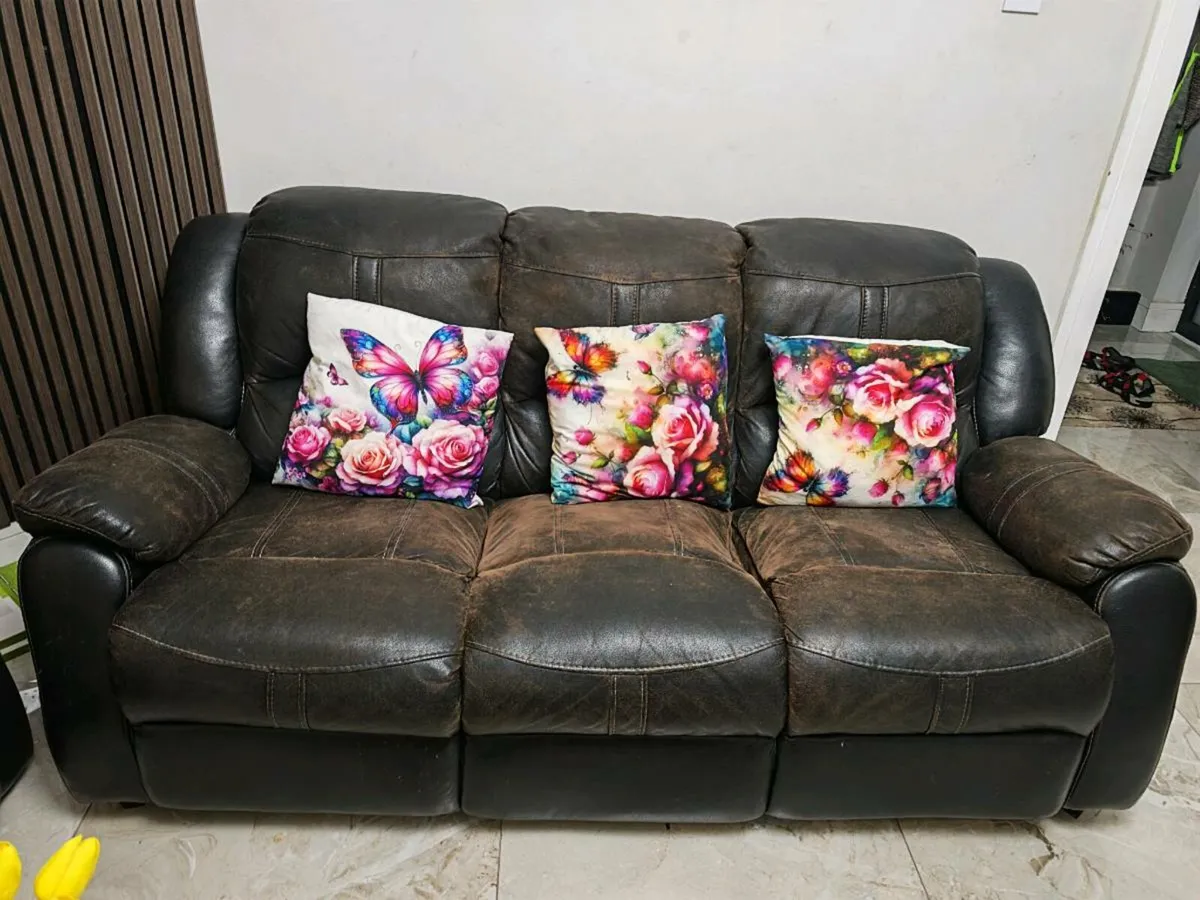 Sofa 3 seater and two single seater . Coffee table - Image 3