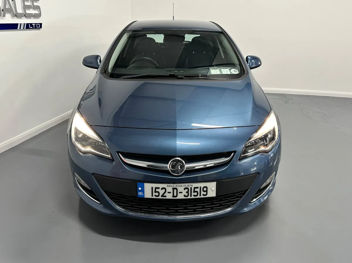 2015 Vauxhall Astra 1.6 Elite - Image 2
