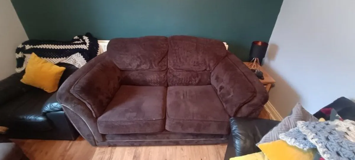 Couch - Image 3