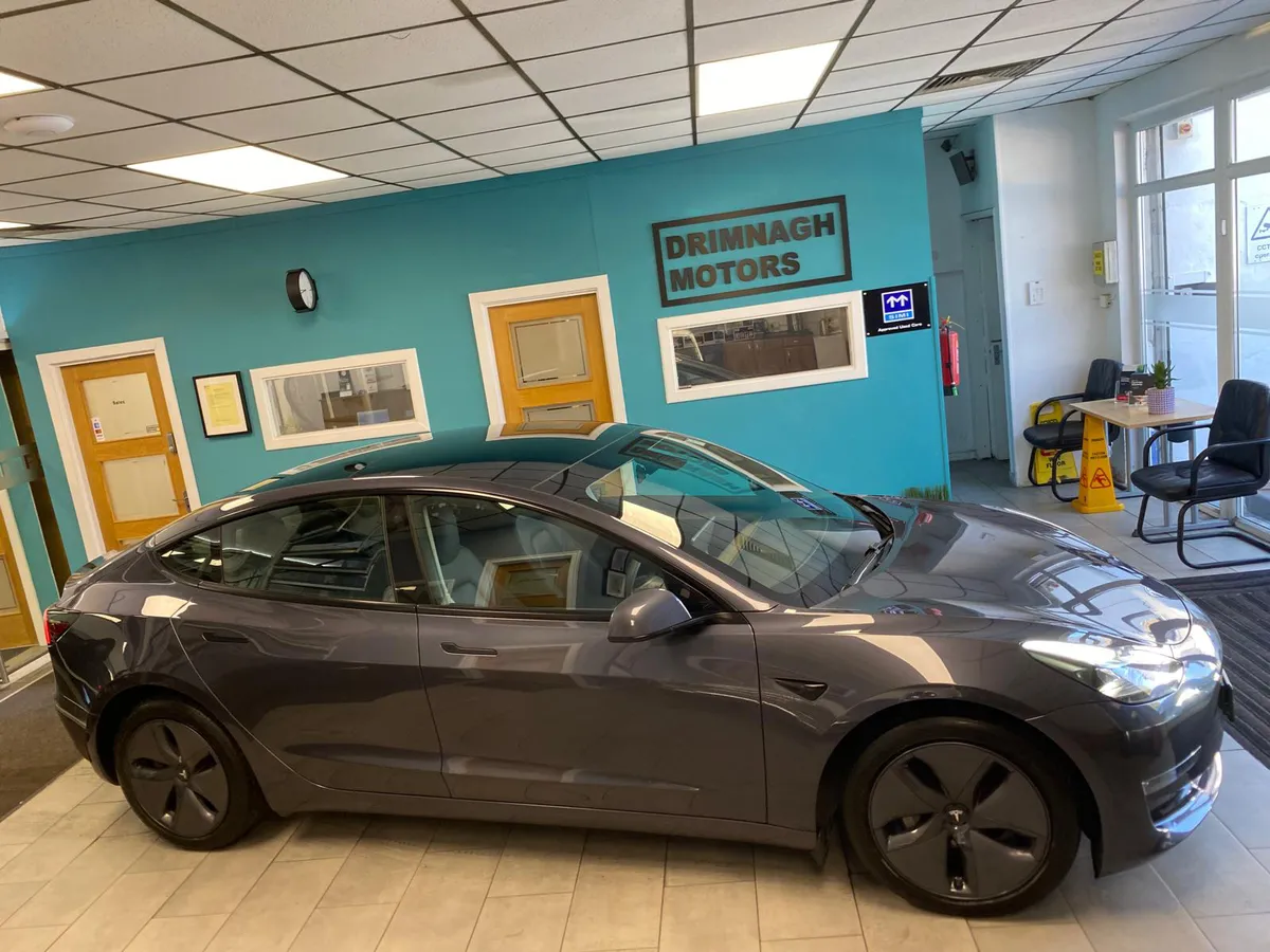 Tesla model 3 long range AWD - Image 4