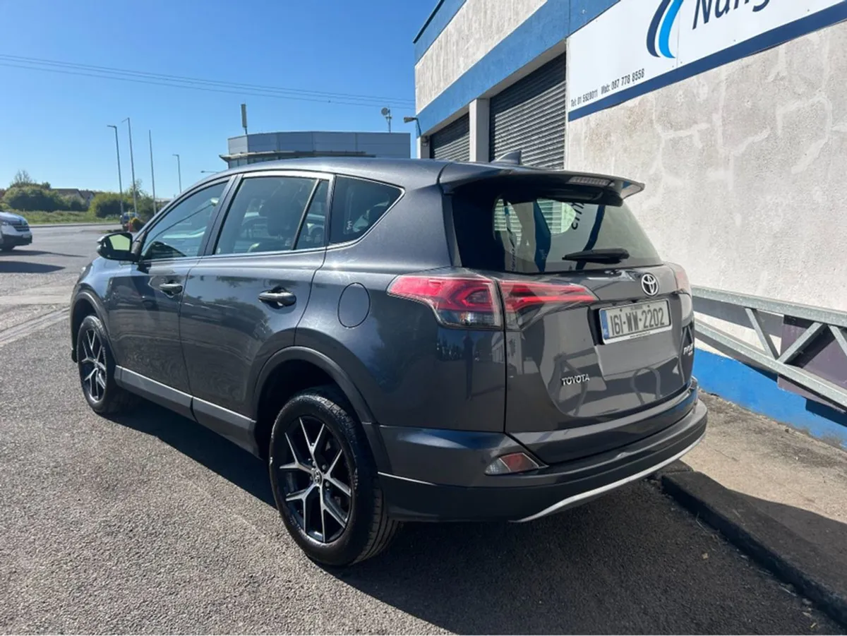 Toyota Rav4 2.0 D-4d Luna Sport. Finance Availabl - Image 3
