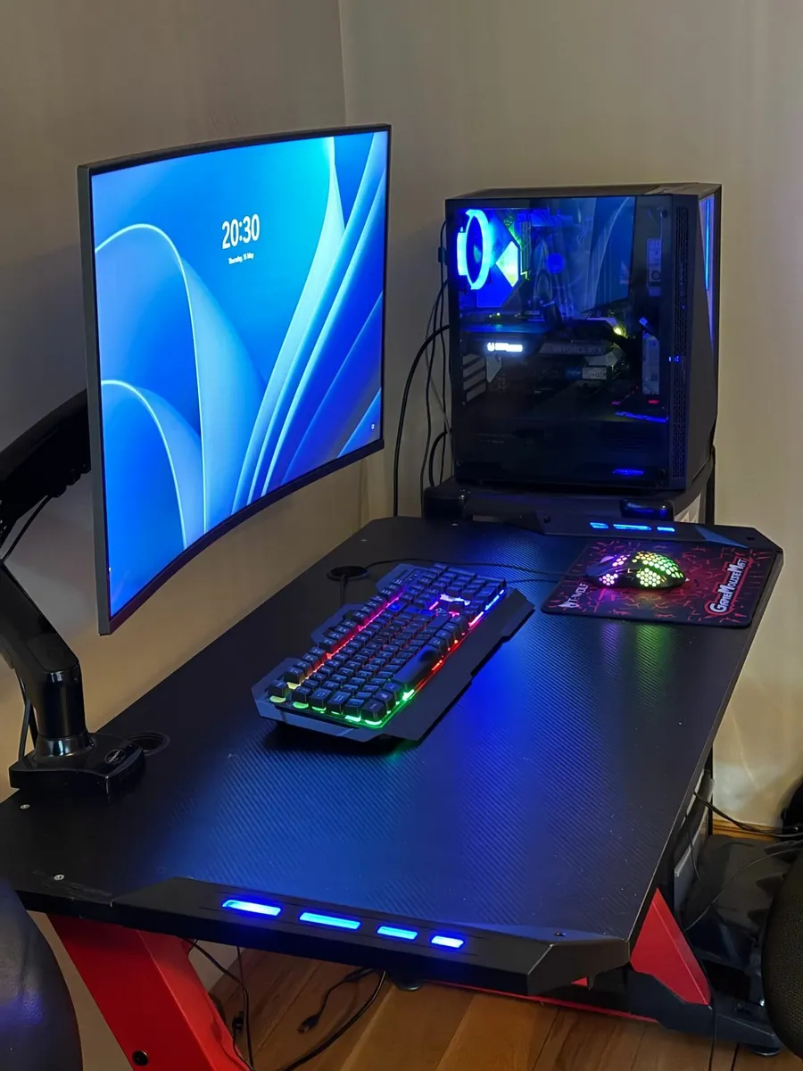 FULL GAMING SETUP (Flight Sim & Sim Racing) - Image 1