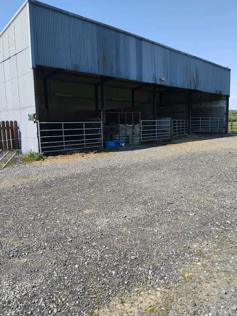 Farm shed - Image 2