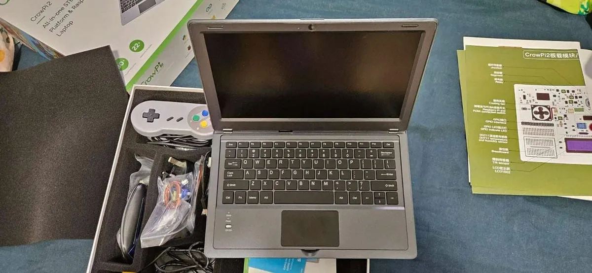 CrowPi2 Kids Laptop with Raspberry Pi 4B 4GB - Image 4