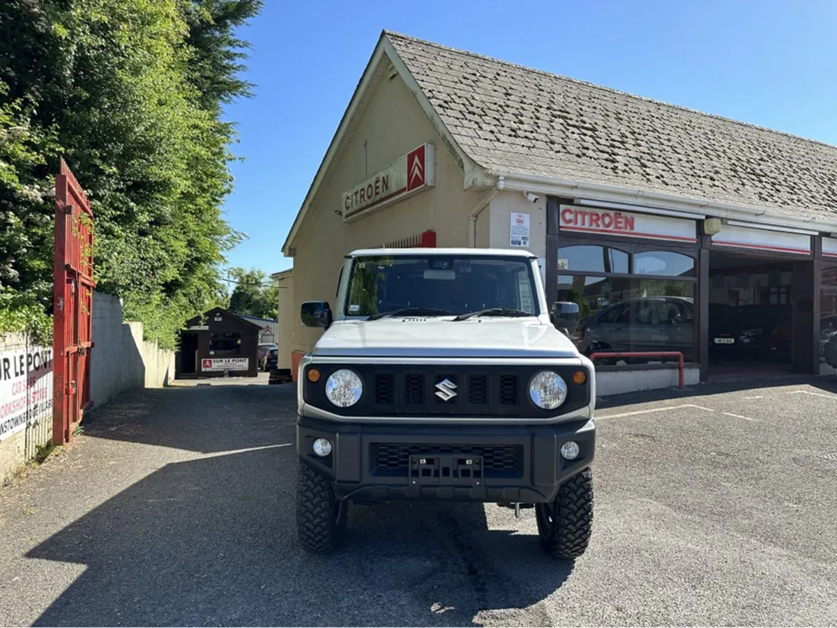 Suzuki Jimny SZ5 4xseater 600cc - Image 3