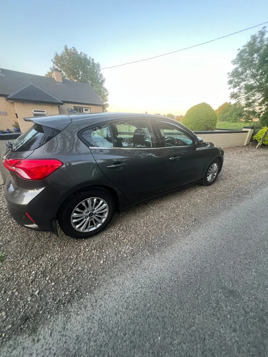 Ford Focus 2021 - Image 3
