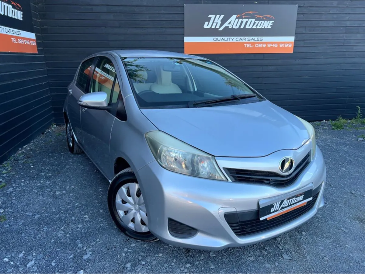 Toyota Yaris 1.0 Vitz Auto 5DR - Image 1