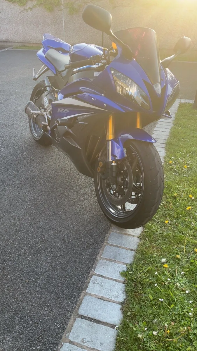 2007 Yamaha R6 - Image 2