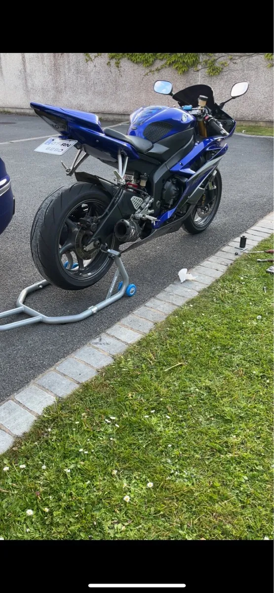 2007 Yamaha R6 - Image 3
