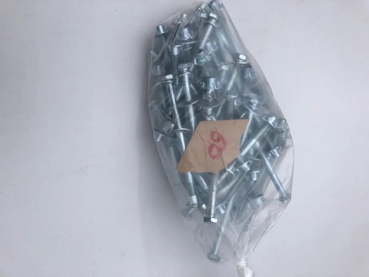 Bolts - Image 4