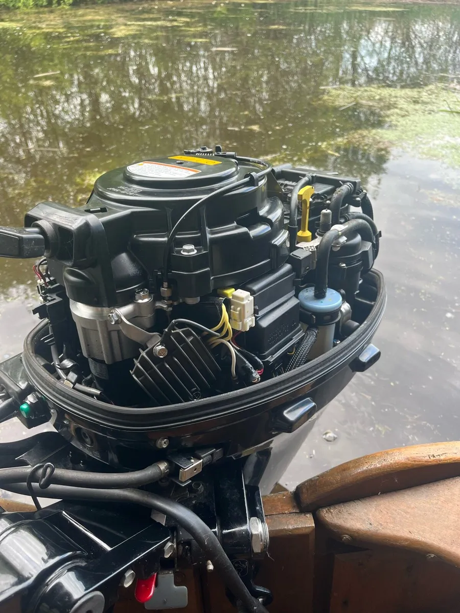 Outboard engine - Image 4