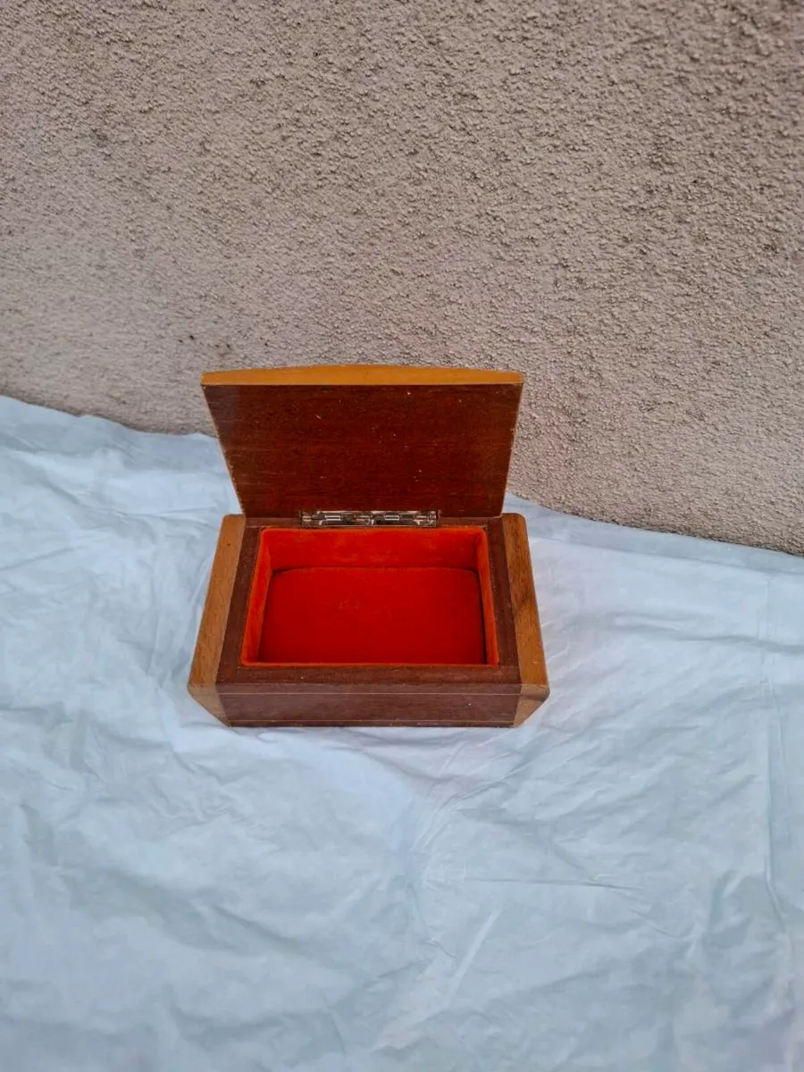 Vintage wood box postage possible - Image 2
