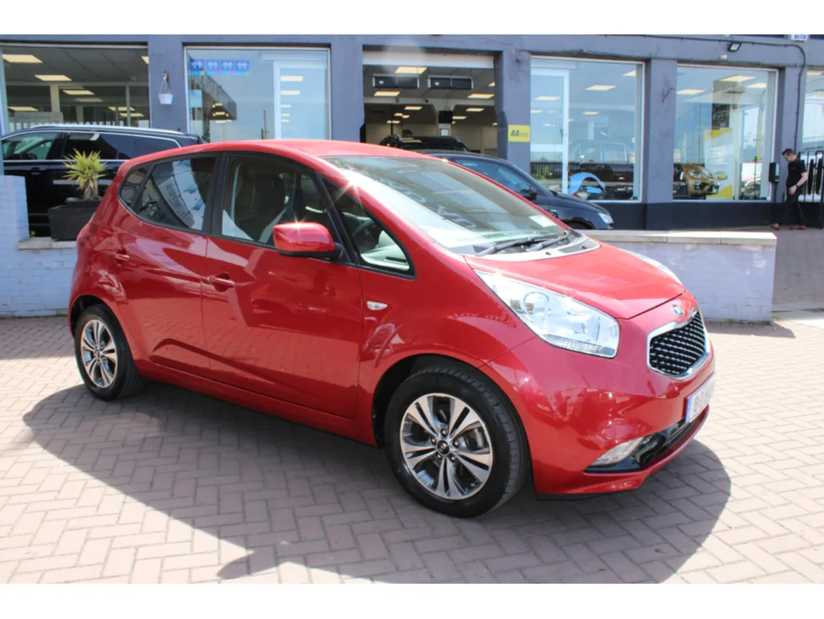 Kia Venga 1.4CRDI ELITE 5DR HATCHBACK // ONLY 3600 - Image 3