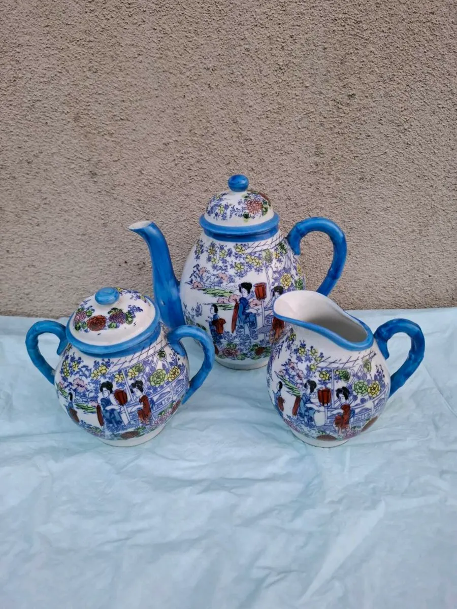 Asian blue tea set - Image 1