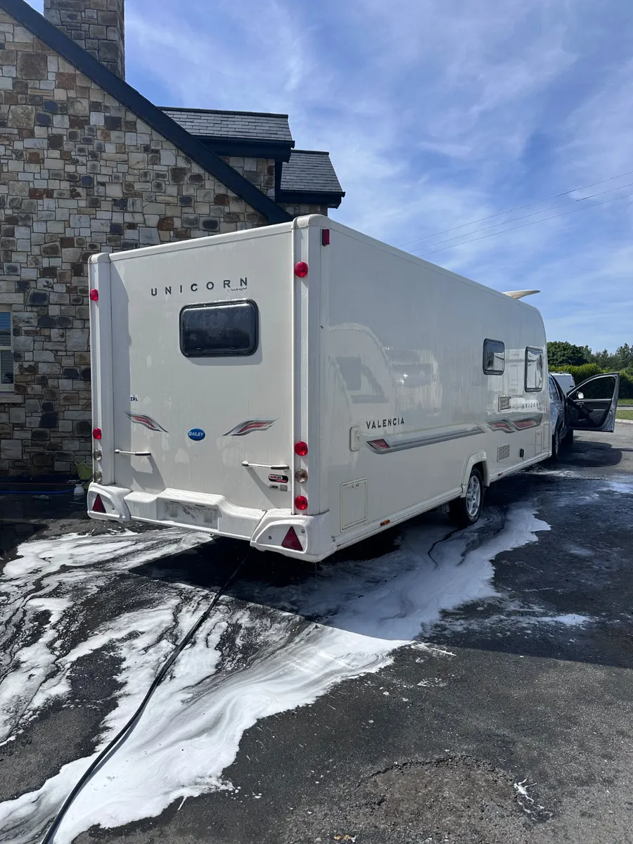 ✨STUNNING BAILEY UNICORN VALENCIA 4 BERTH✨ - Image 2