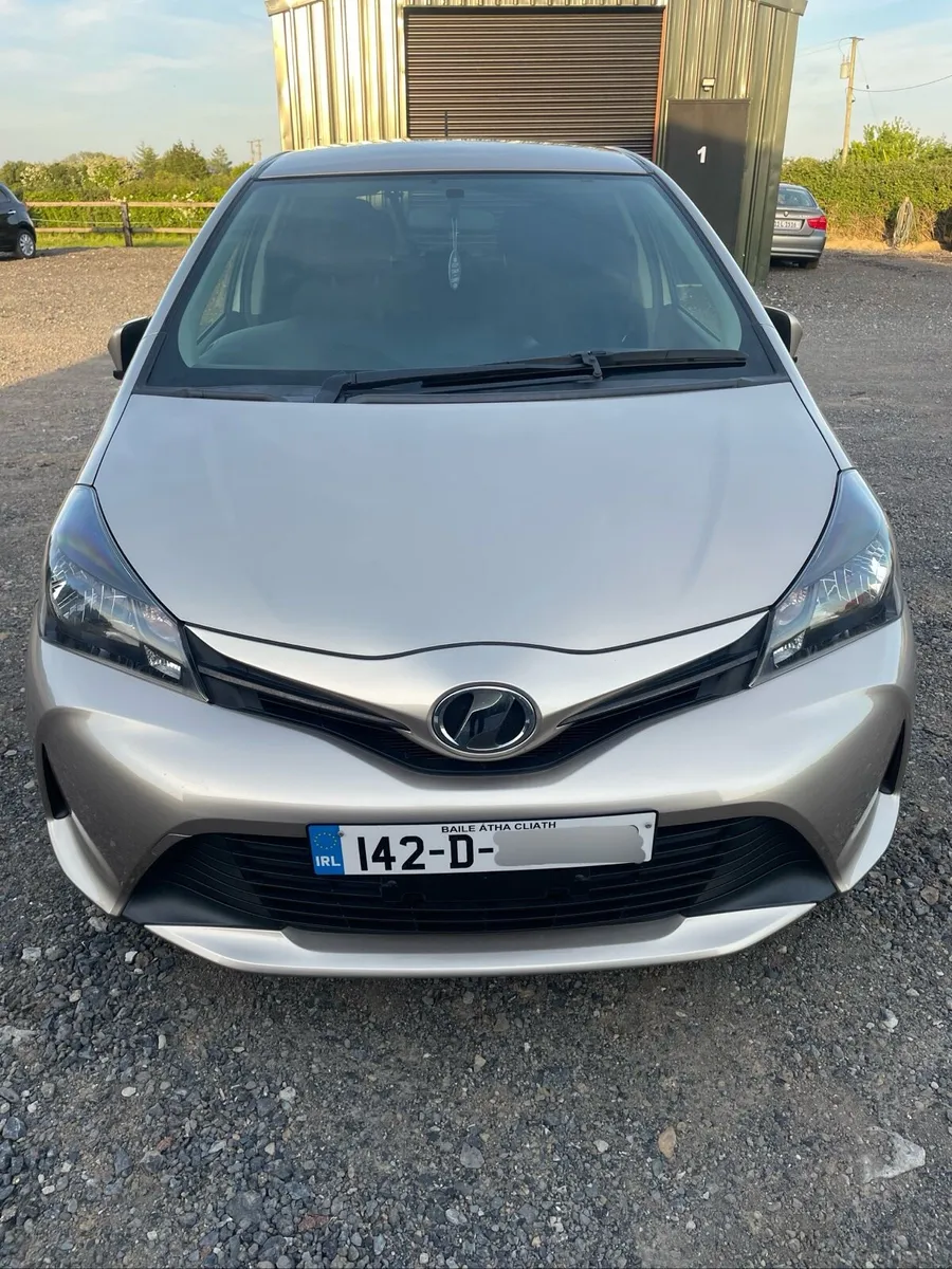 Toyota Vitz/Yaris 1.3 Automatic Push Start - Image 1