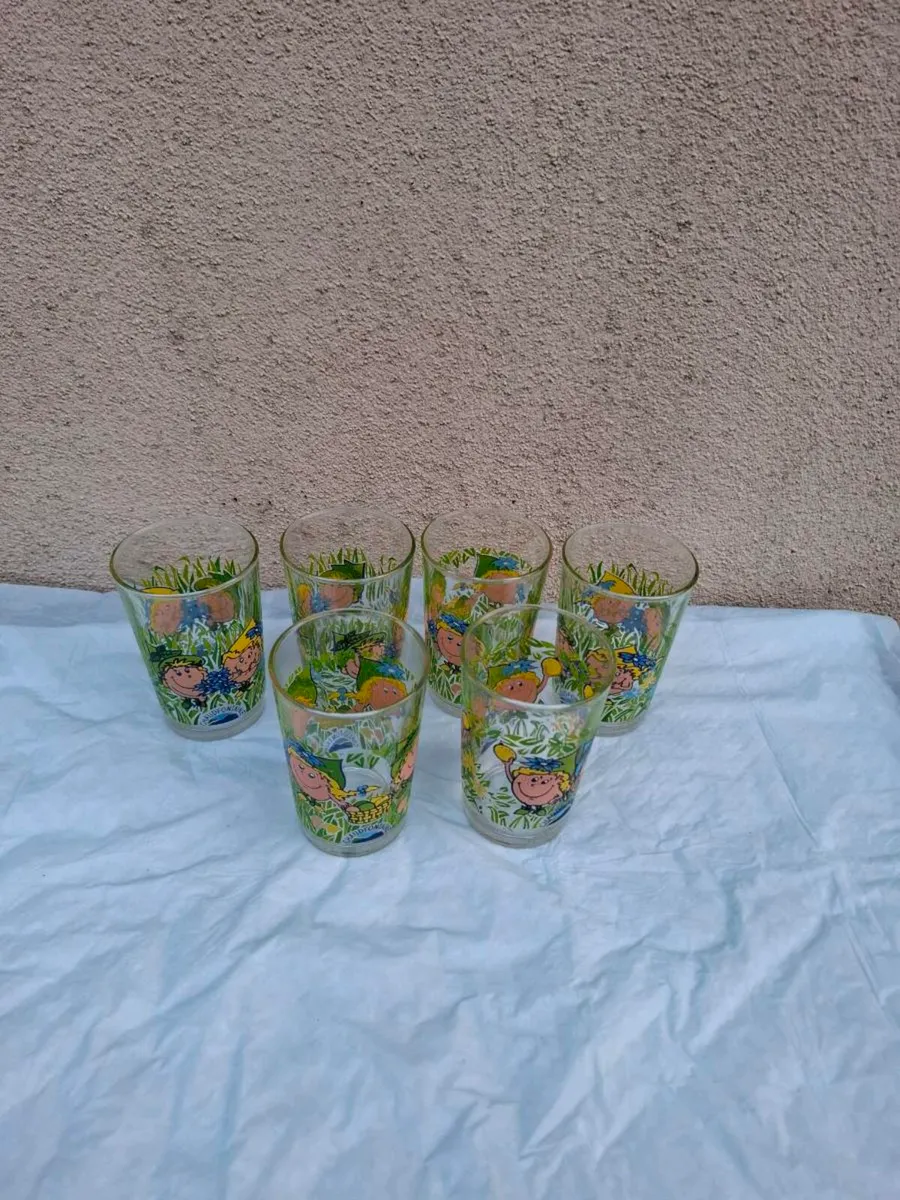 6 kids glasses postage possible