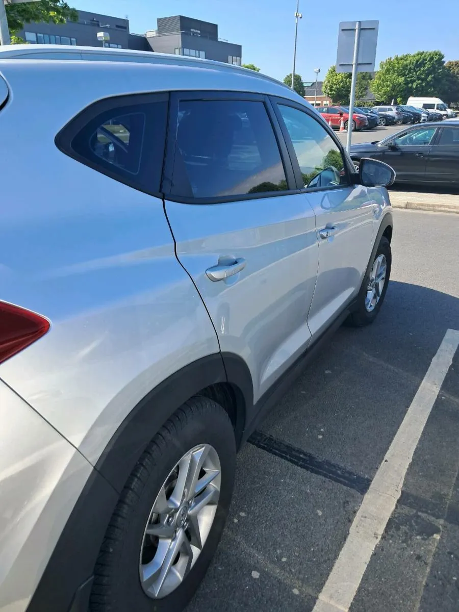 Excellent Condition 161 Hyundai Tucson - Image 3