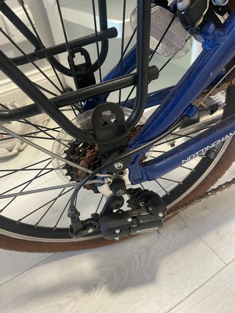 Foldaway bicycle - Image 2