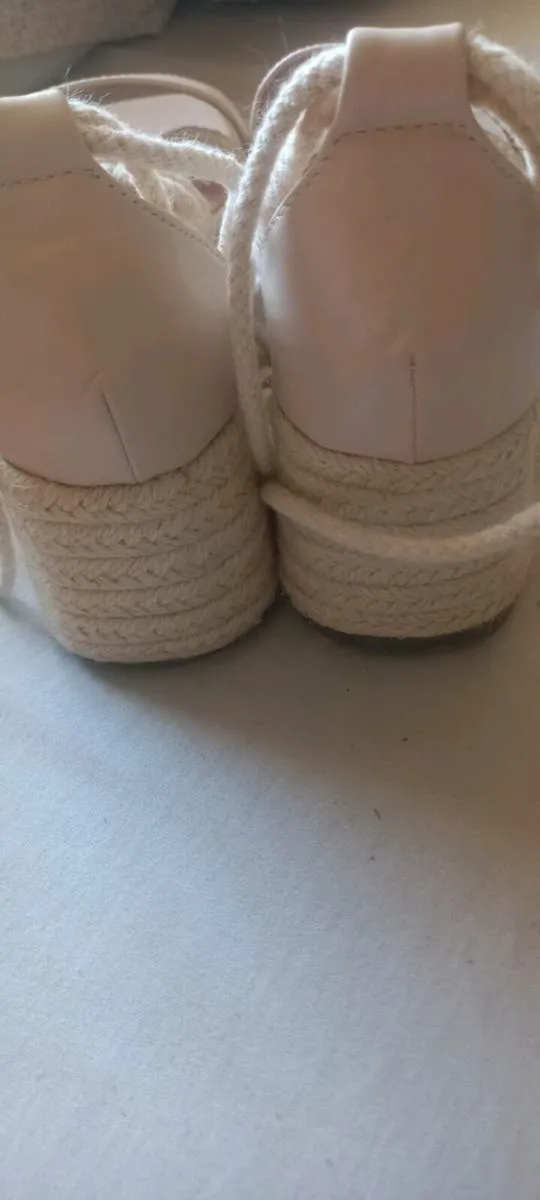 Ladies wedges - Image 2