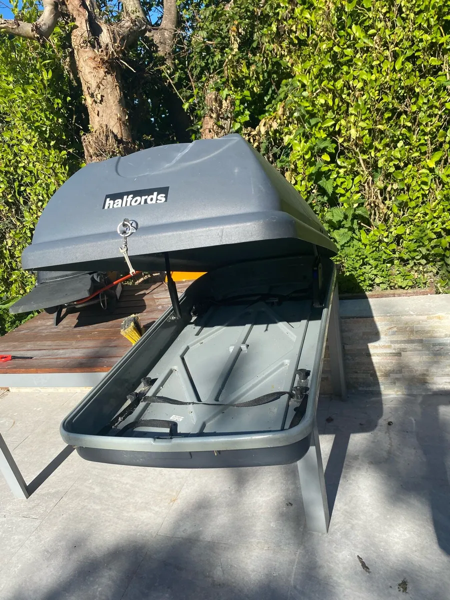 Roof Box - Image 1
