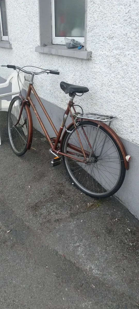 ladies bike 28inch price too sell - Image 2