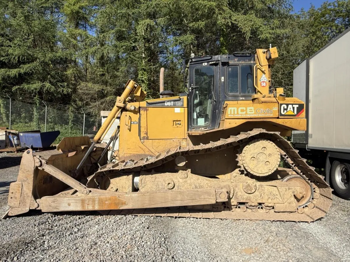 2011 CAT D6T Dozer **Online Auction** - Image 3