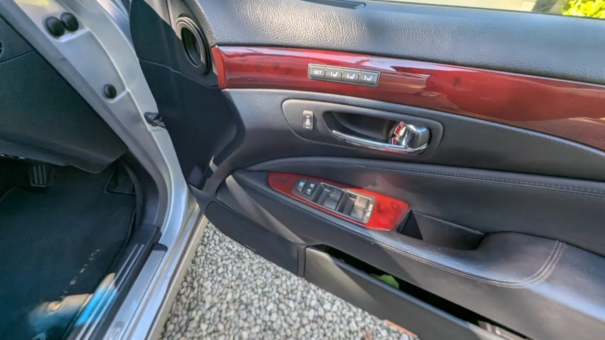 Lexus LS 2008 - Image 3