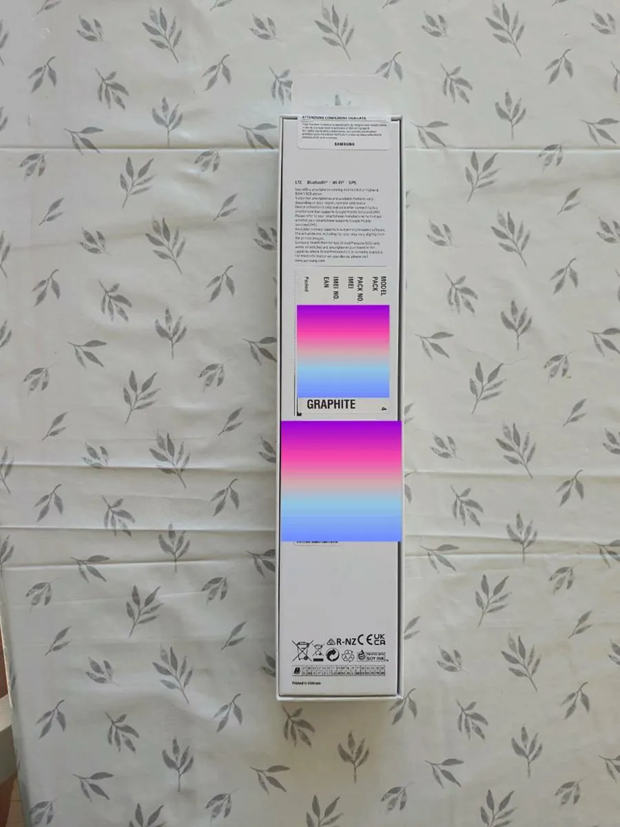 Samsung Galaxy Watch 5 44mm 4G LTE **BRAND NEW** - Image 3