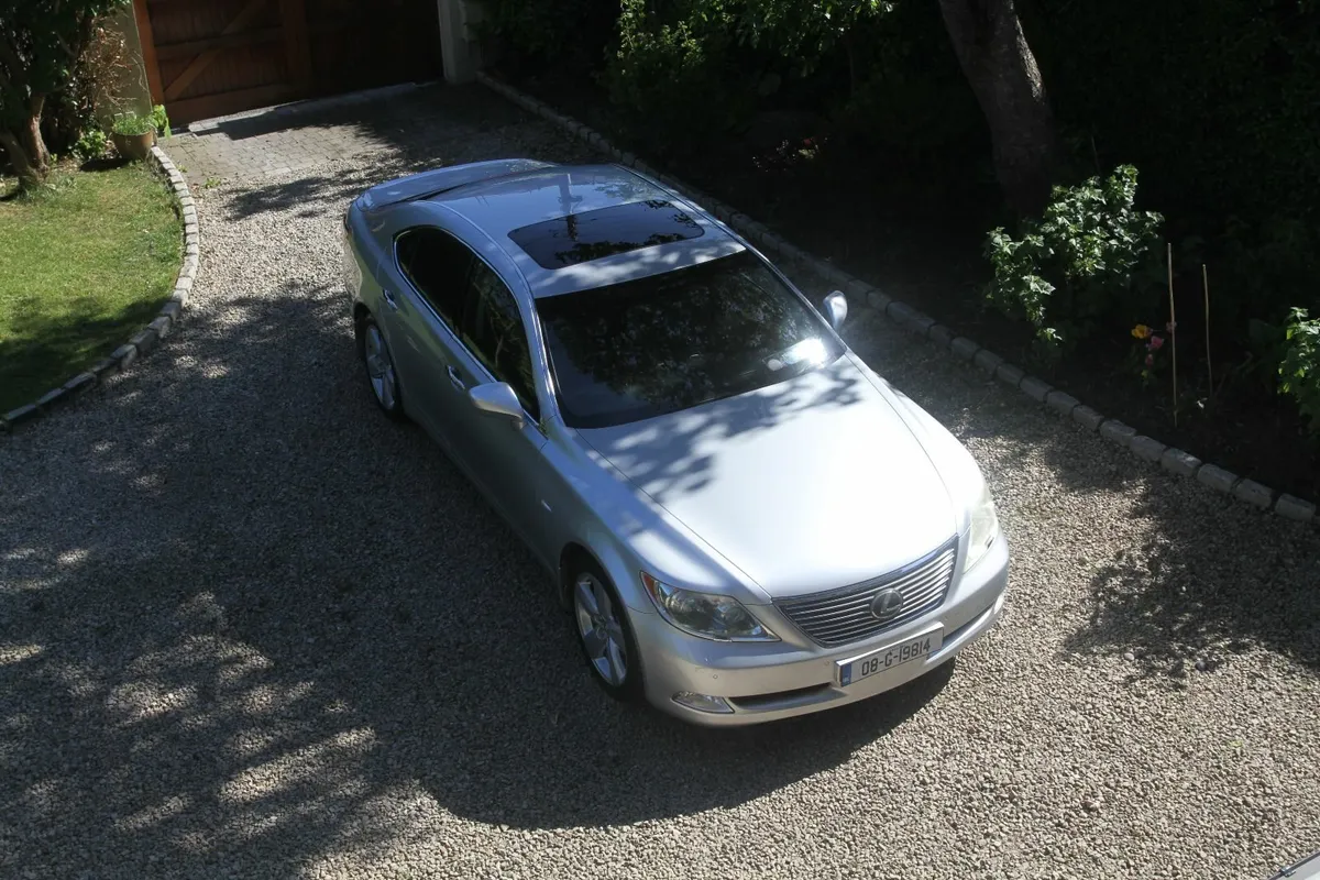 Lexus LS 2008 - Image 1