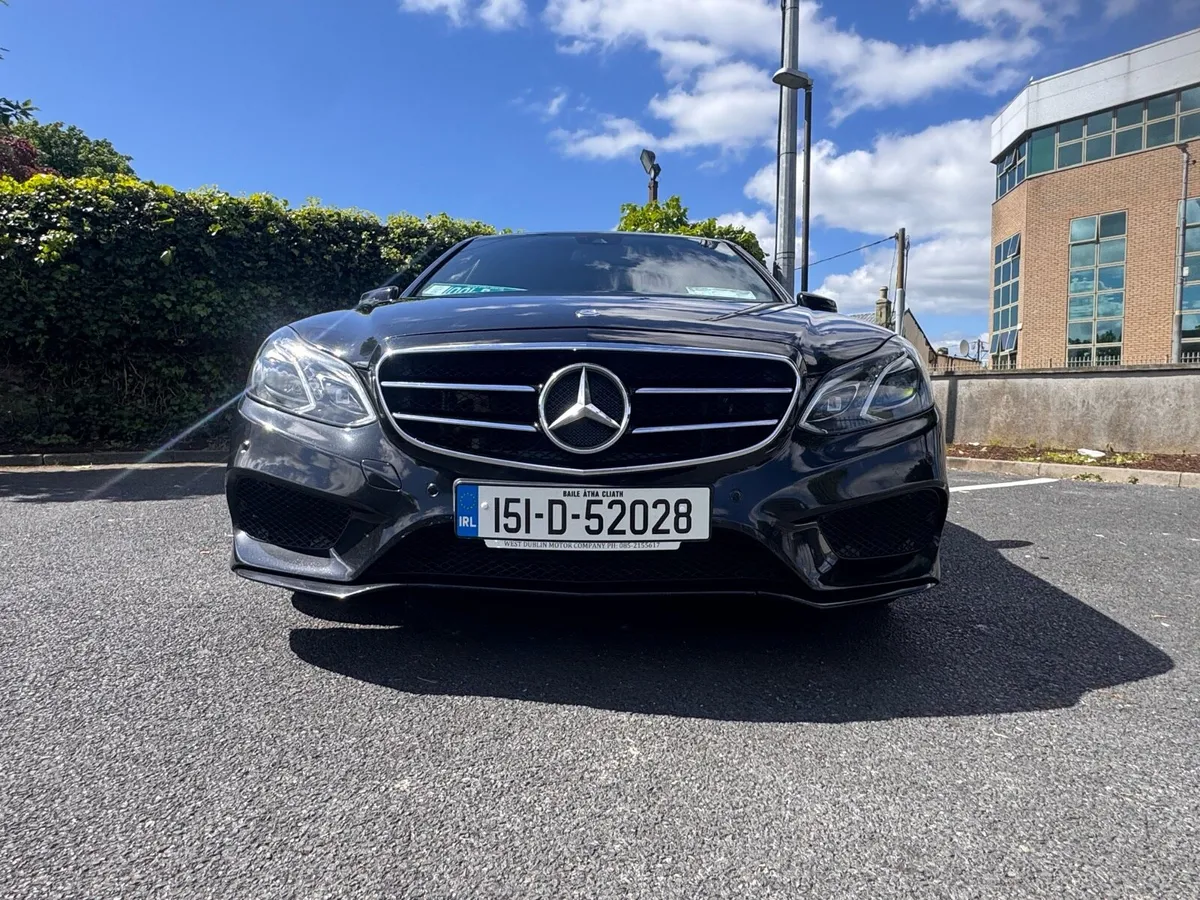 Mercedes E220 BLUETEC AMG SPORTS - Image 3