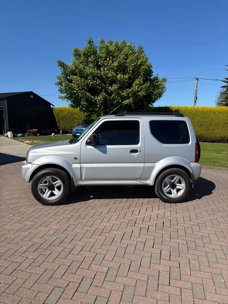 Suzuki Jimny 2003 - Image 2