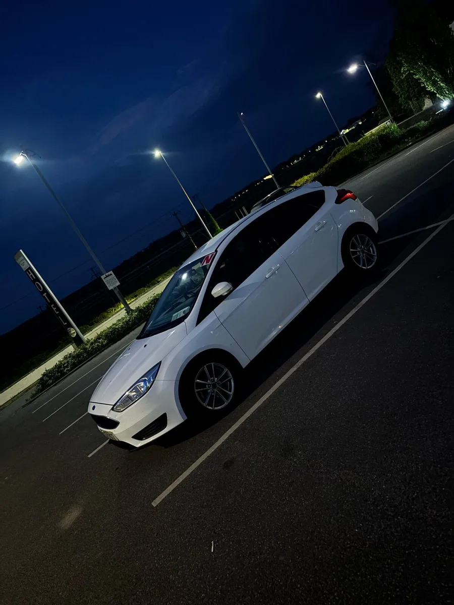 Ford Focus - Image 1