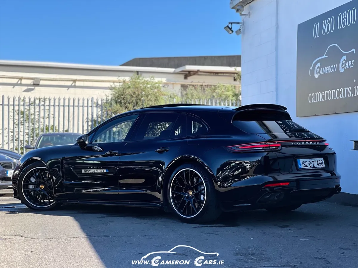 PORSCHE PANAMERA SPORT TURISMO ARMANI BLACK - Image 4