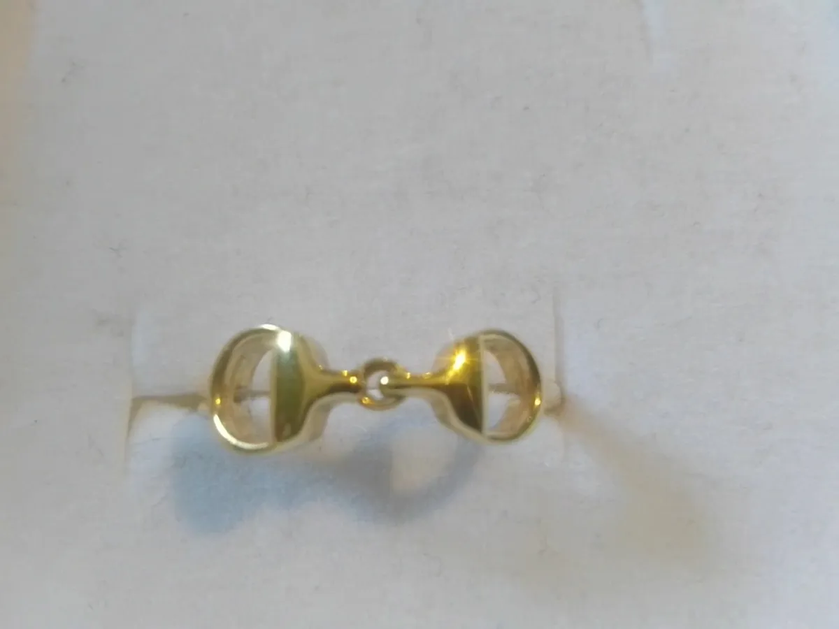 STERLING SILVER YELLOW GOLD SNAFFLE RING Q - Image 4