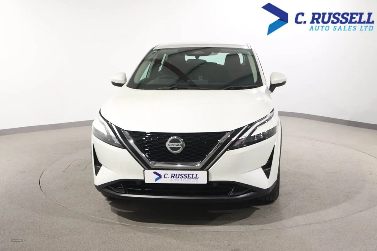 Nissan QASHQAI Hatchback - Image 2