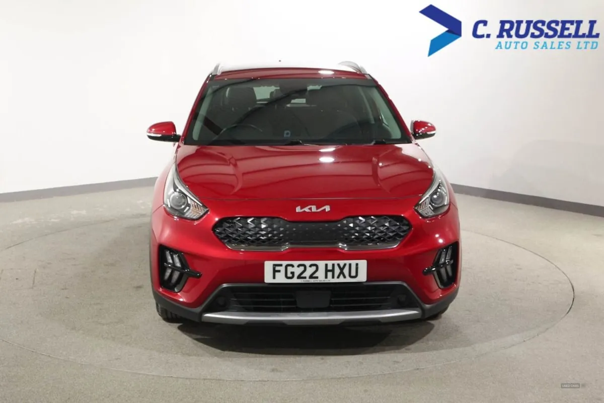 Kia Niro Estate - Image 2