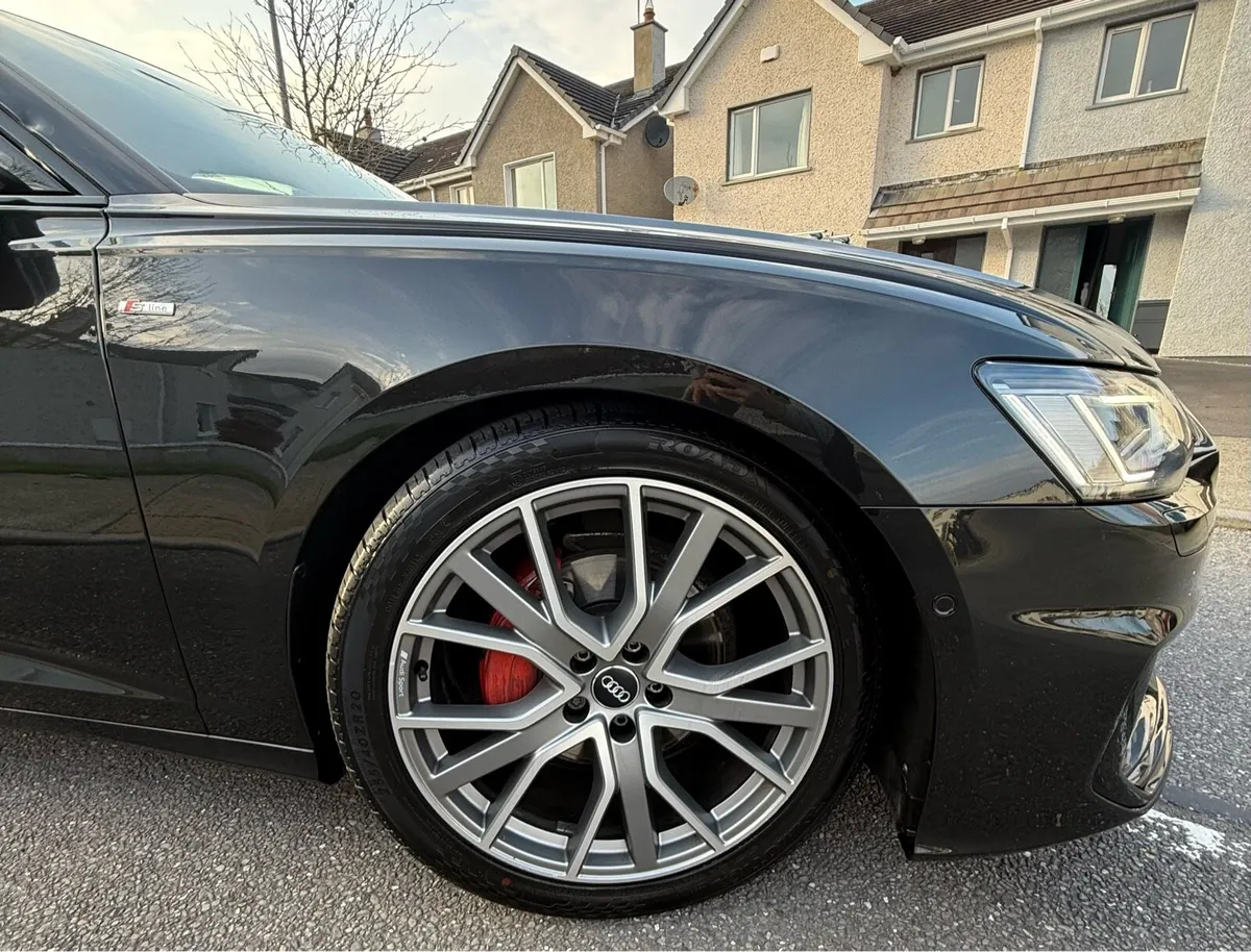 Audi A6 Quattro black edition pan roof - Image 1