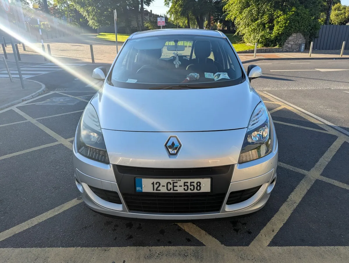 Renault Scenic 2012 - Image 2