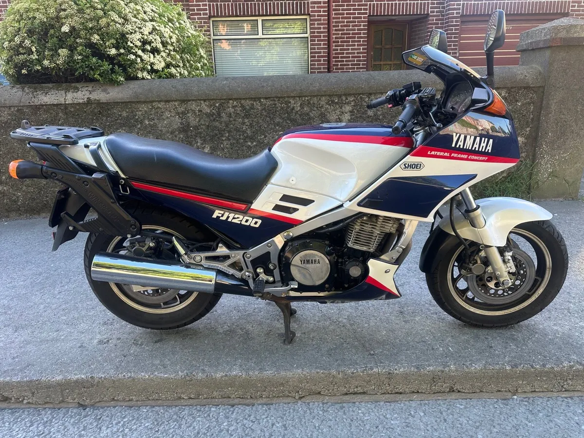 Yamaha FJ 1200 - Image 2