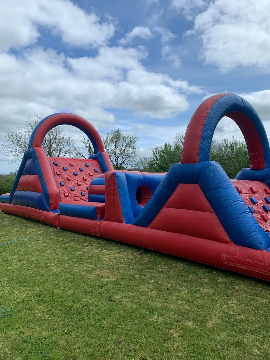 Bouncy castle - Image 4