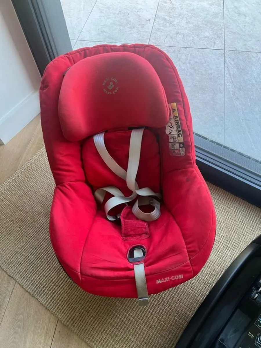 car seat and iso fix - Image 3