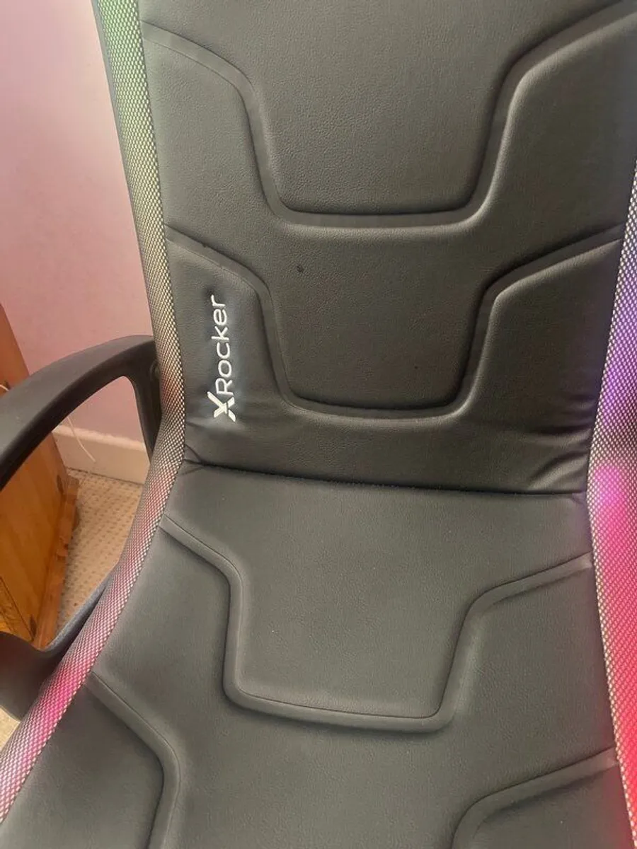 Gaming chair - Image 2