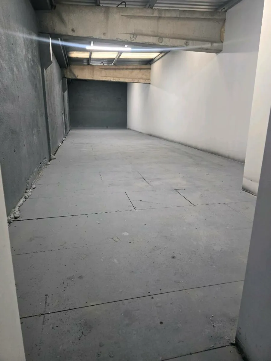Commercial unit for Rent Ashbourne - Image 2