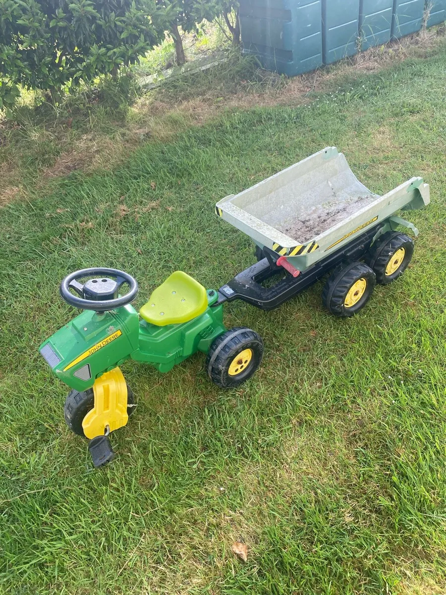 Free kids toy tractors and trailer - Image 3