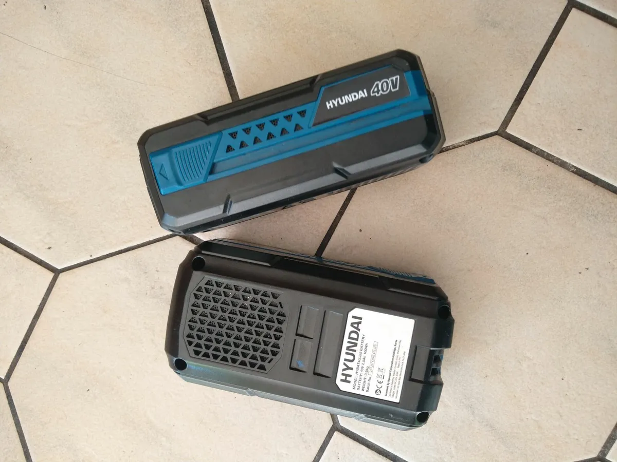 Hyundai battery 40v 2.5Ah - Image 1