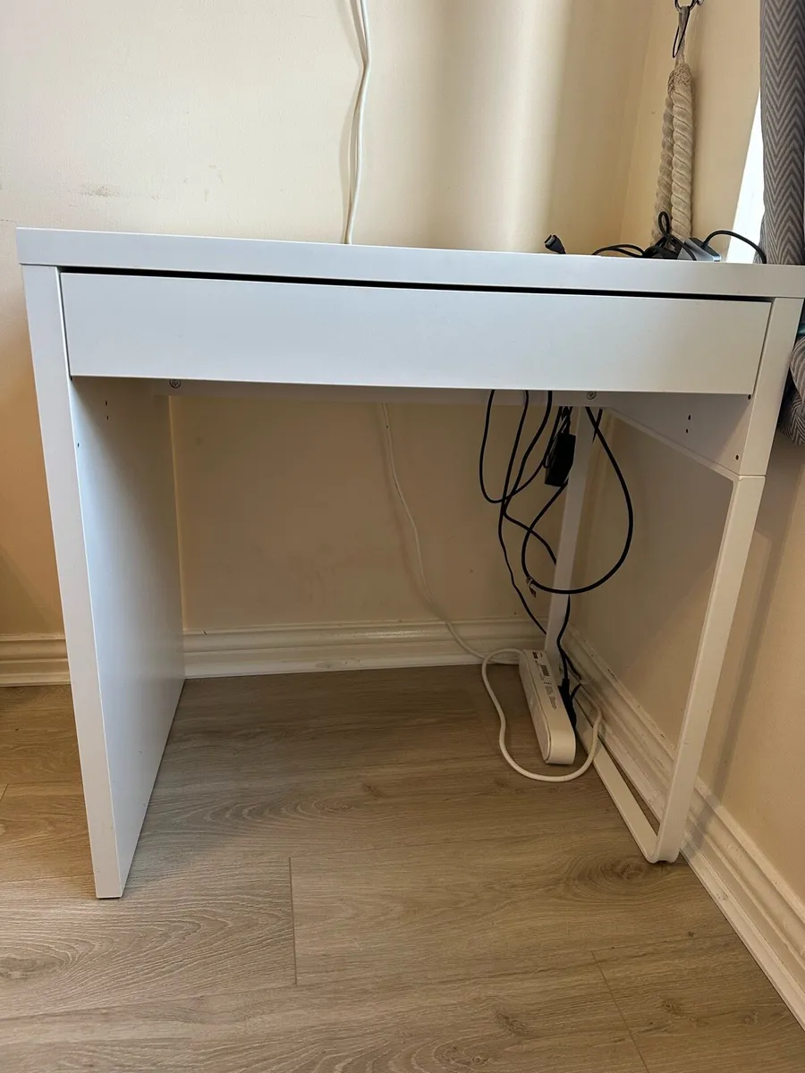 IKEA White Desk 73x50cm - Image 4