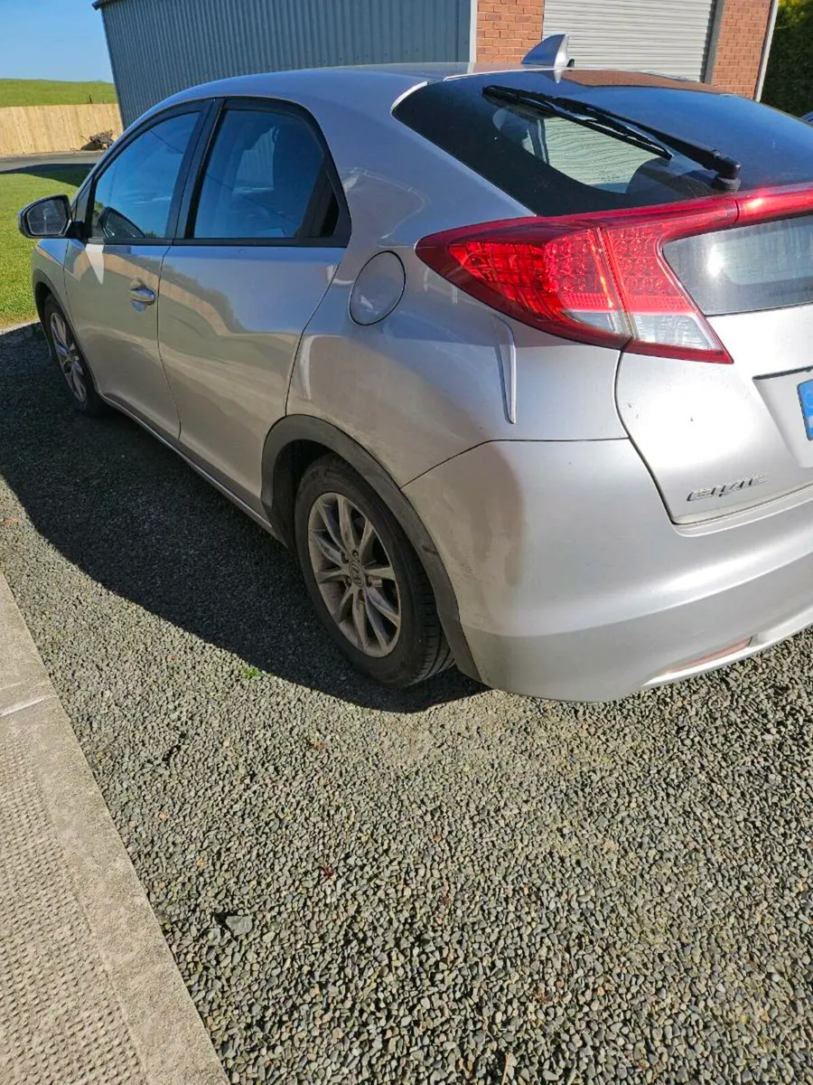 Honda Civic Diesel - Image 2