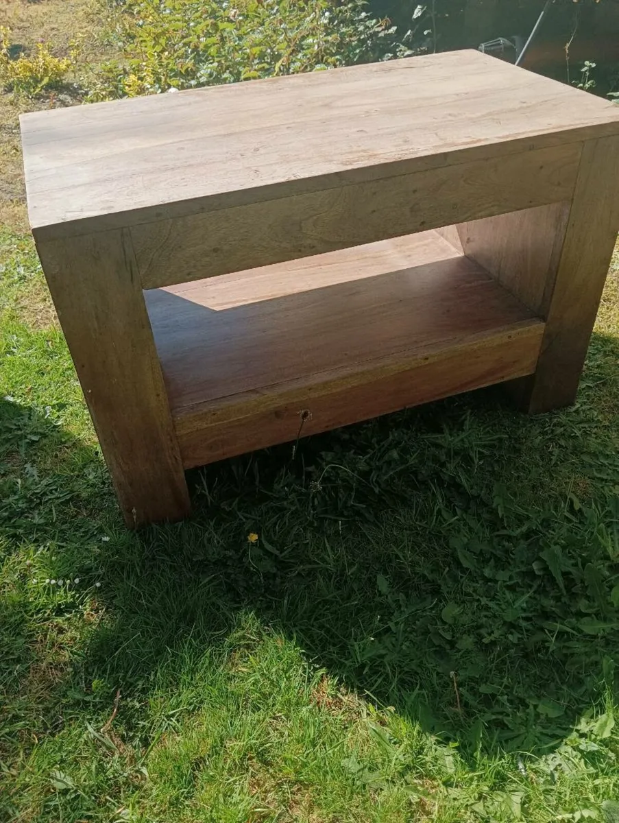 Lovely solid table. - Image 1