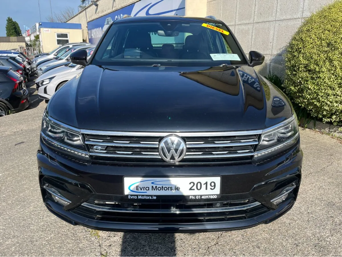 Volkswagen Tiguan 4 Motion R-line Automatic 2.0 D - Image 3
